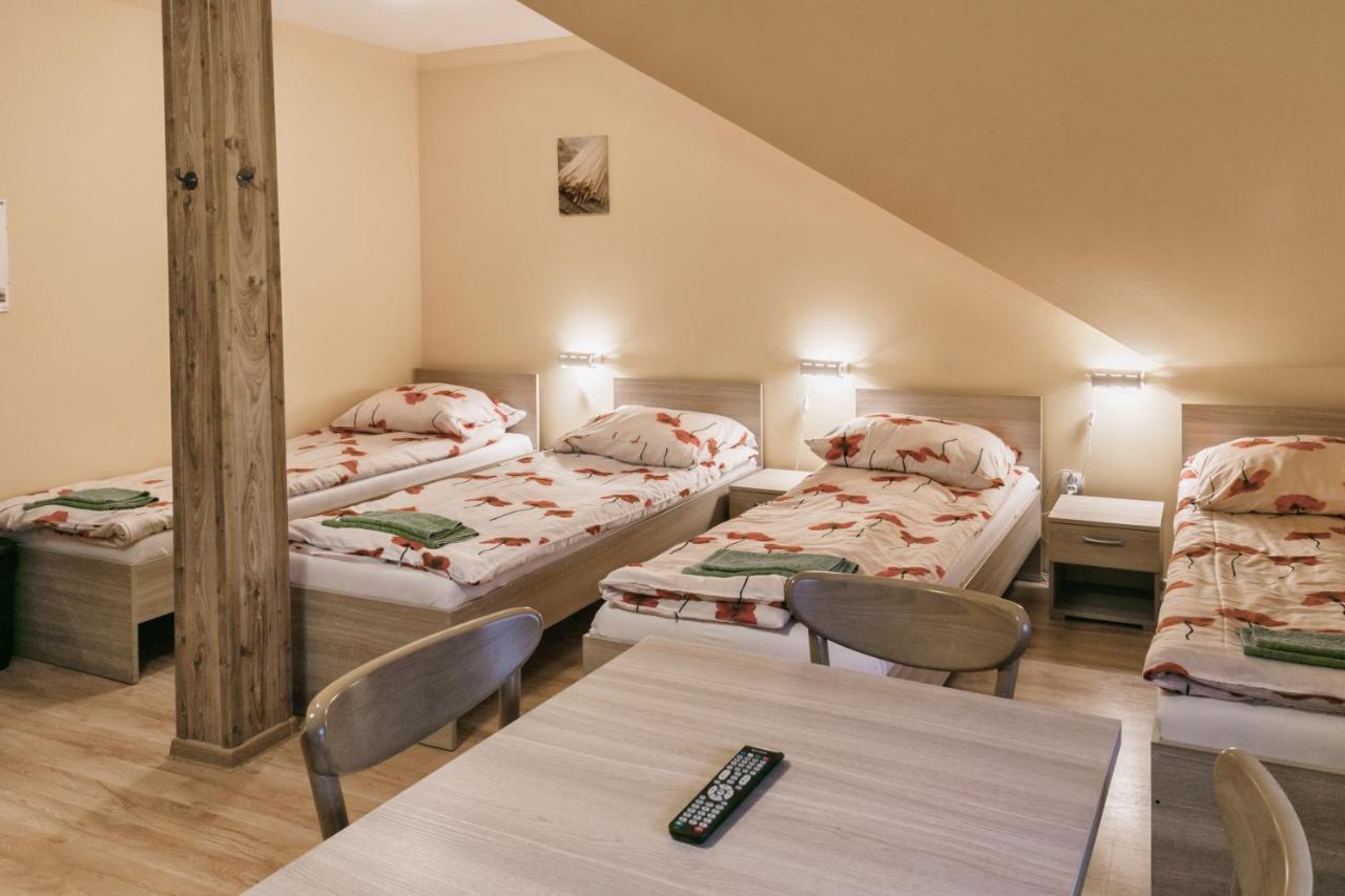 Karczma-Koszwice Bed and Breakfast Buitenkant foto